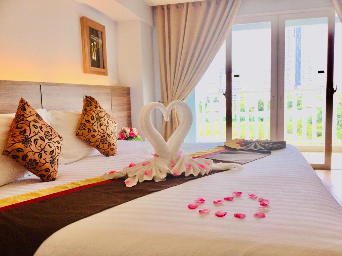 Saisawan Beach Luxury Hotel Na Chom Thian Exterior foto