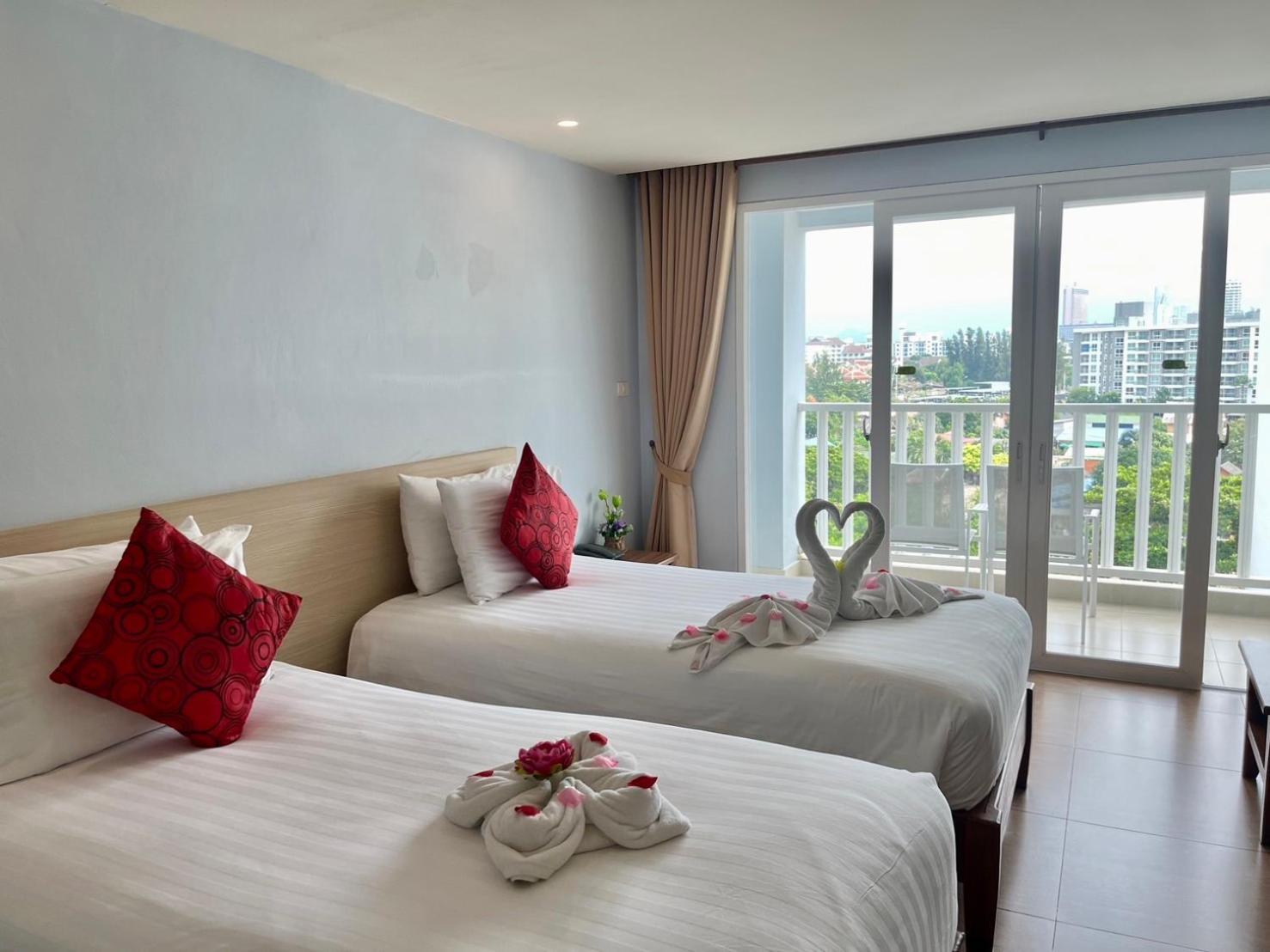 Saisawan Beach Luxury Hotel Na Chom Thian Exterior foto